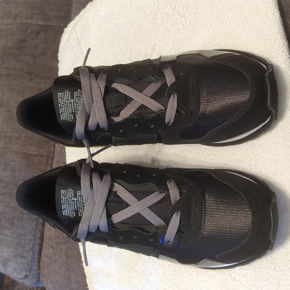 Nike Waffle Sneakers - Picture 2 of 7